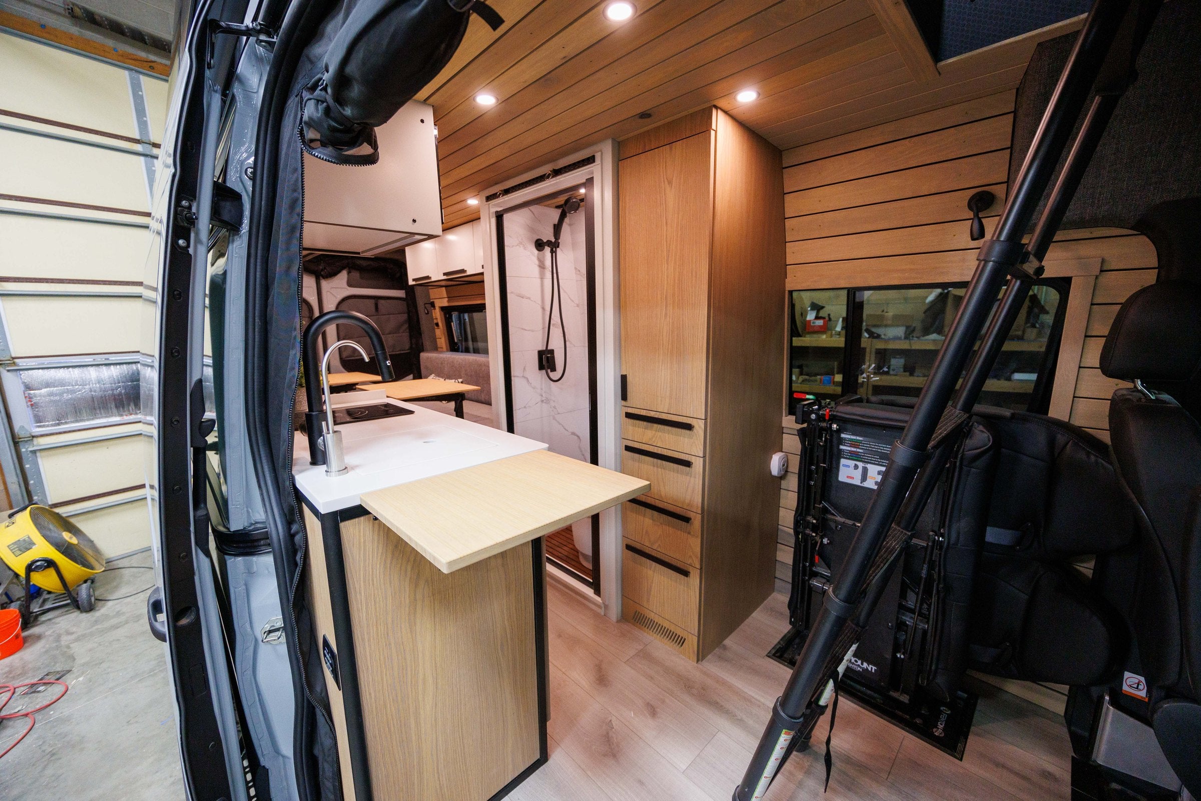 Galley and bath from the slider