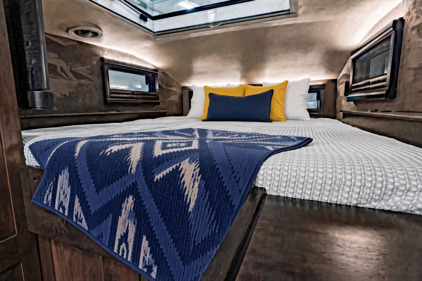 Thrivans truck camper bedroom interior
